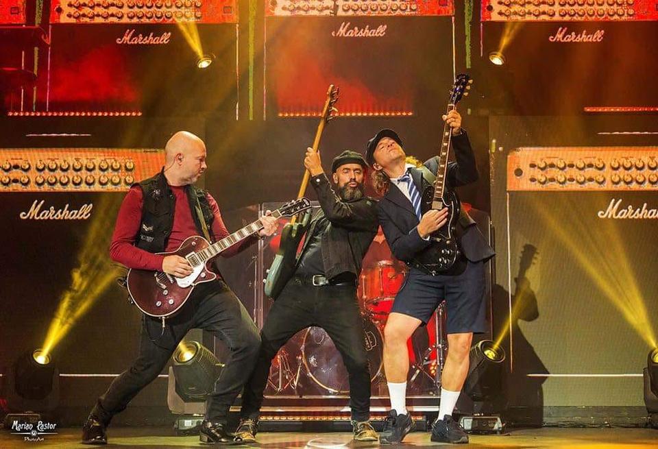 Staffan Österlind playing Angus Young AC/DC guitar part at the show Road To Hell a show based on the music of AC/DC.